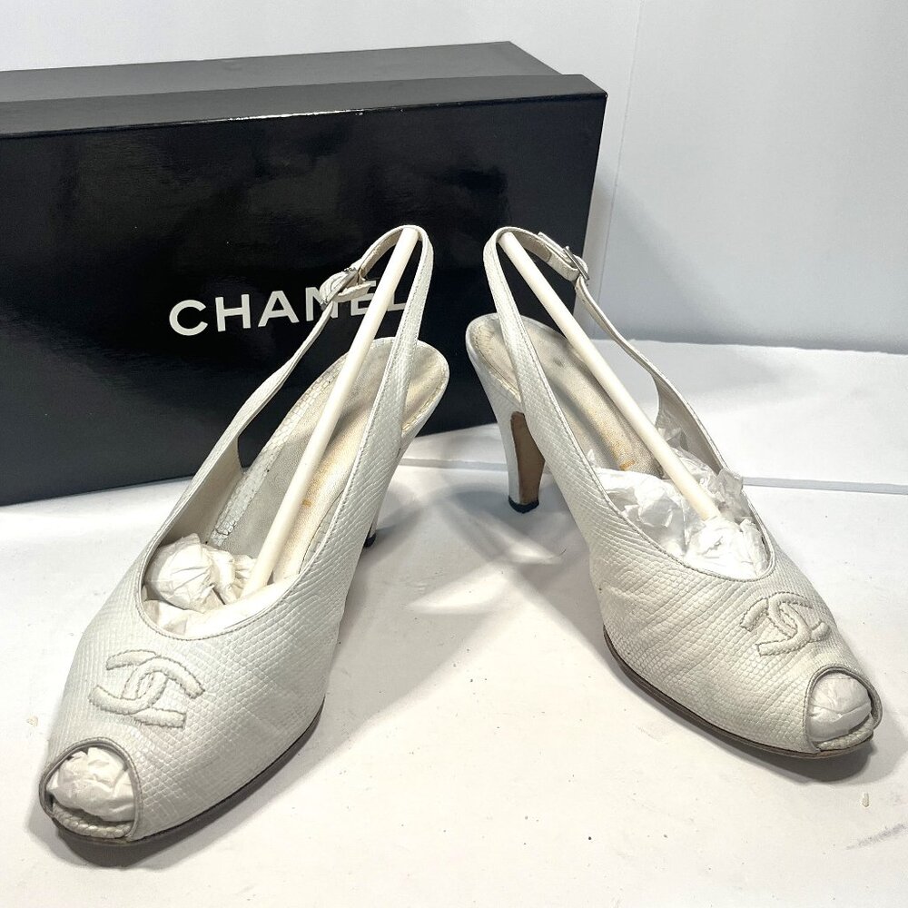 CHANEL Vintage Locking C White Lizard Women's Heels Open Toe Slingback Size 7B